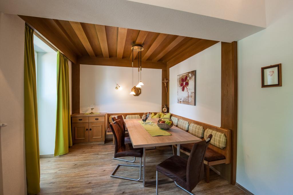 Appartements Al Castagno แอห์วัลด์ ภายนอก รูปภาพ