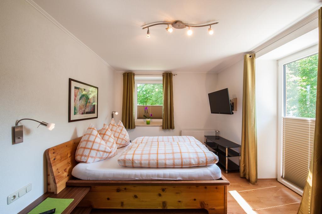 Appartements Al Castagno แอห์วัลด์ ภายนอก รูปภาพ