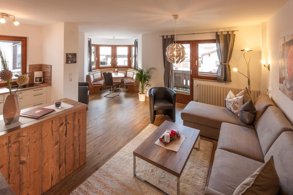 Appartements Al Castagno แอห์วัลด์ ภายนอก รูปภาพ