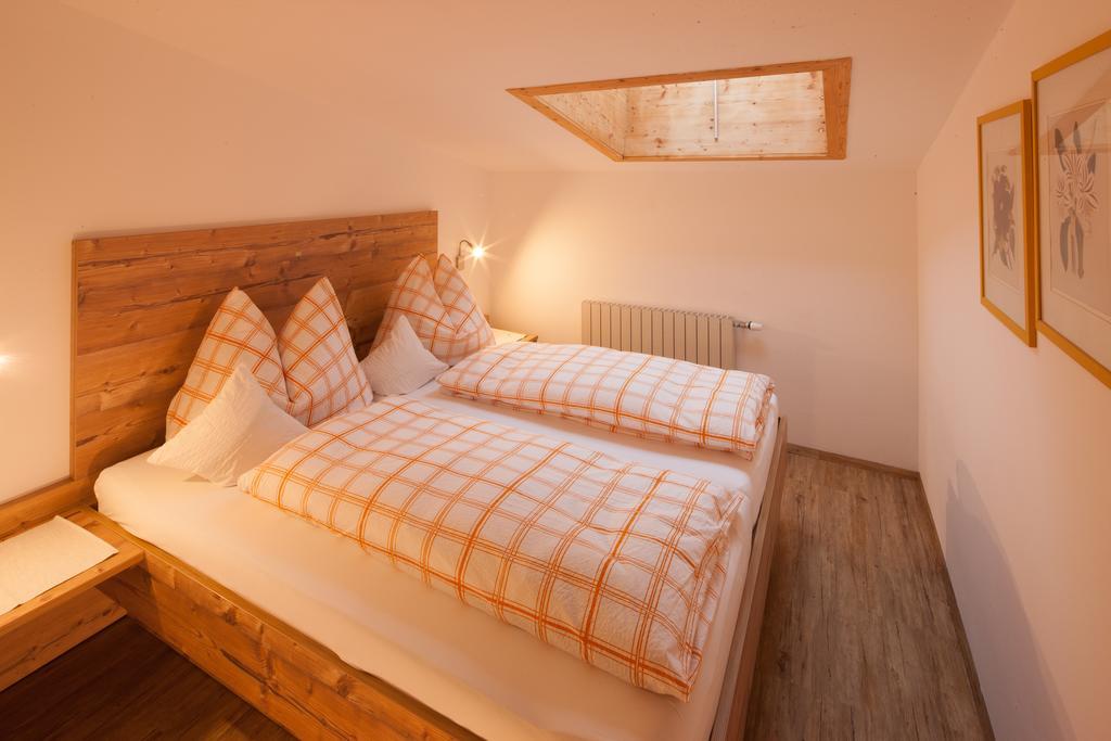 Appartements Al Castagno แอห์วัลด์ ภายนอก รูปภาพ